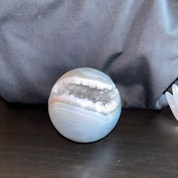Agate Sphere - Picture 2 of 4